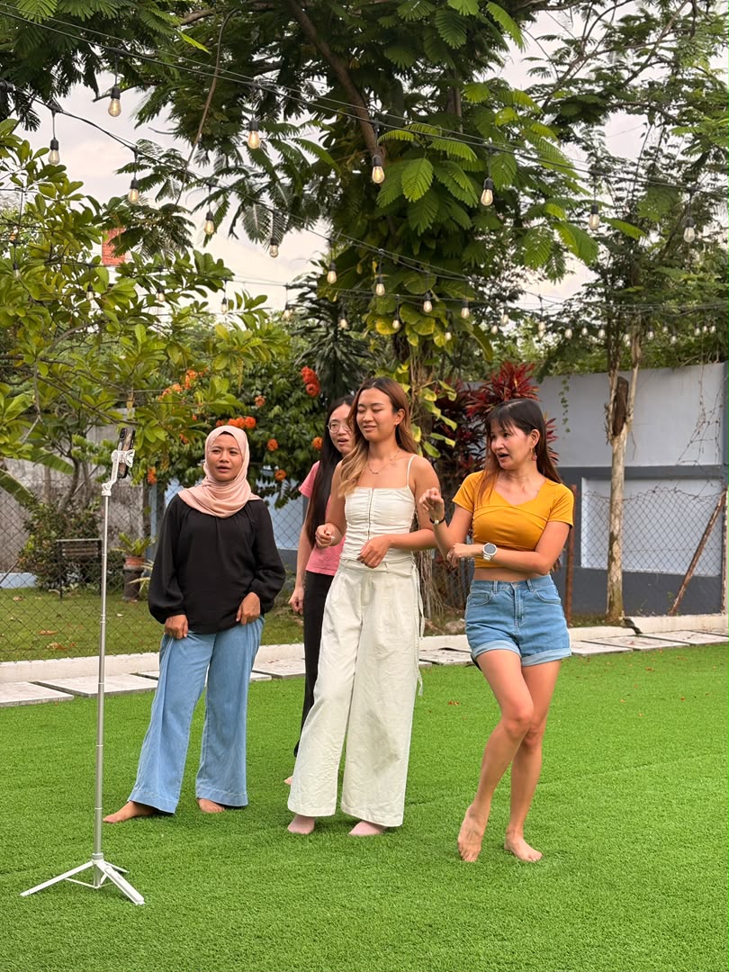The ladies with their killer moves before BBQ